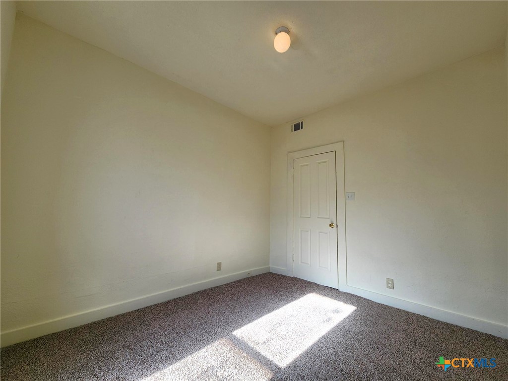 209 S 27th Street Property Photo 21