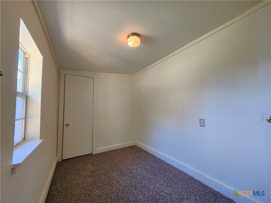 209 S 27th Street Property Photo 23