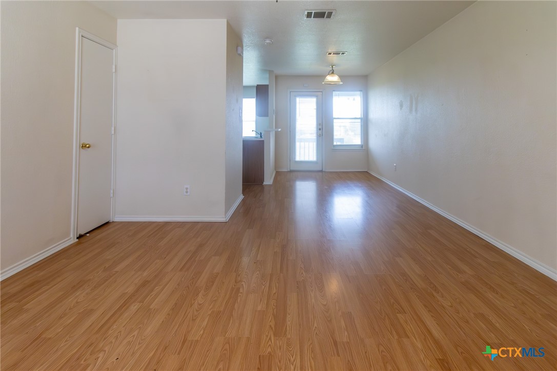 5710 Greengate Drive C Property Photo 4