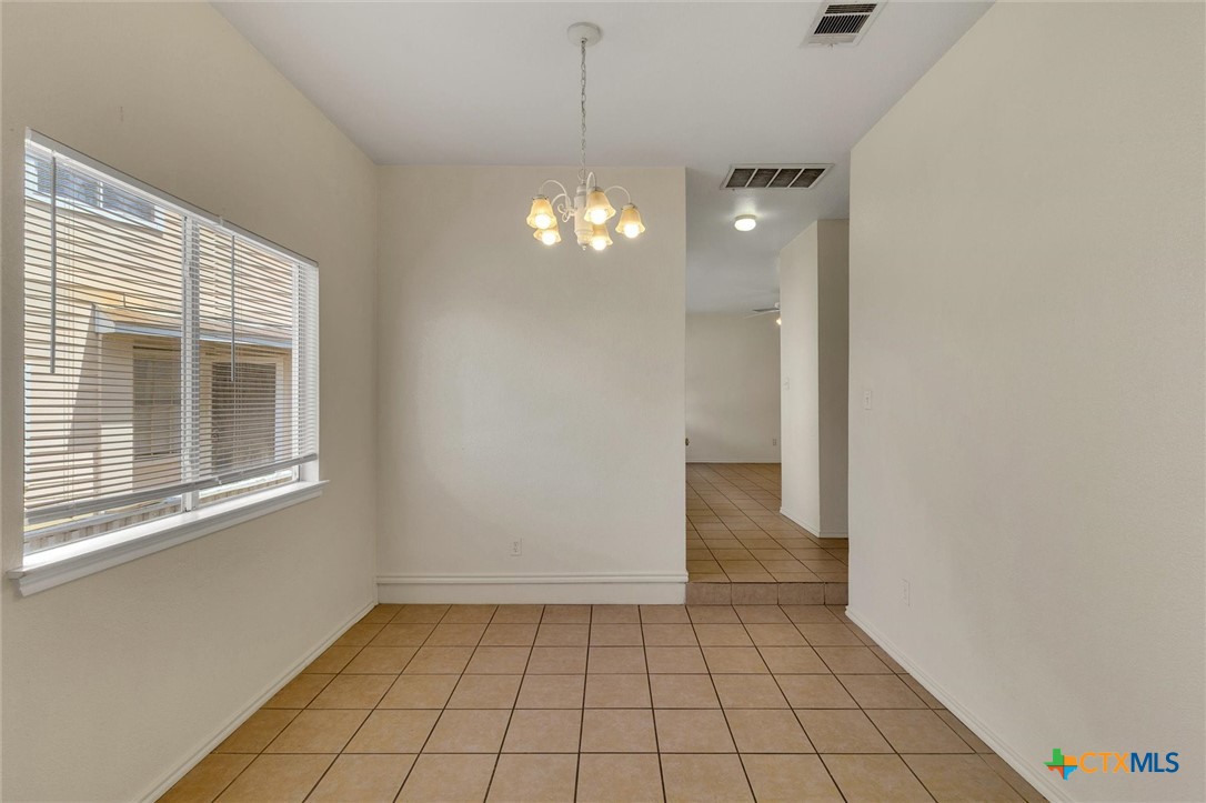 885 Sagewood Trail Property Photo 4