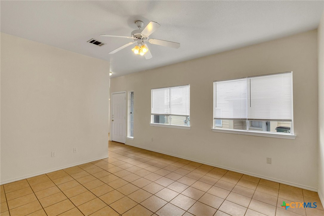 885 Sagewood Trail Property Photo 7