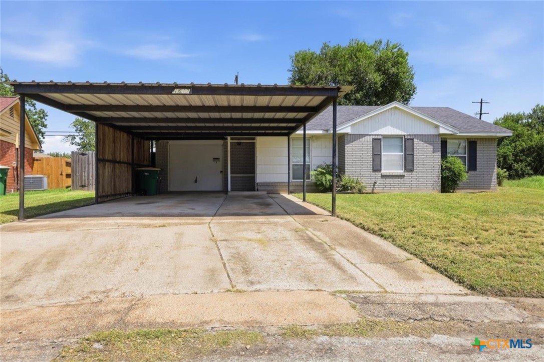 1612 Alamo Drive Property Photo 1