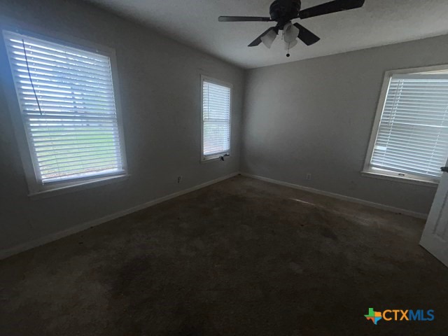 2302 E Mistletoe Avenue Property Photo 16