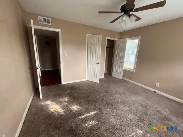 2302 E Mistletoe Avenue Property Photo 18