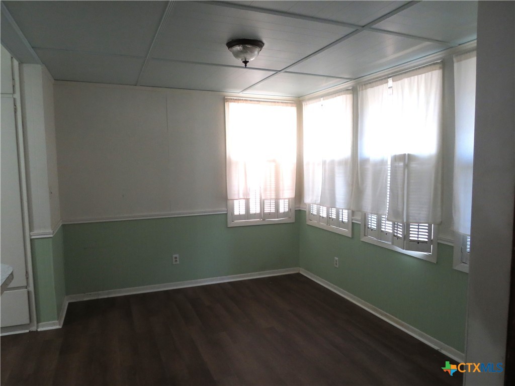 342 W Oak Street Property Photo 25