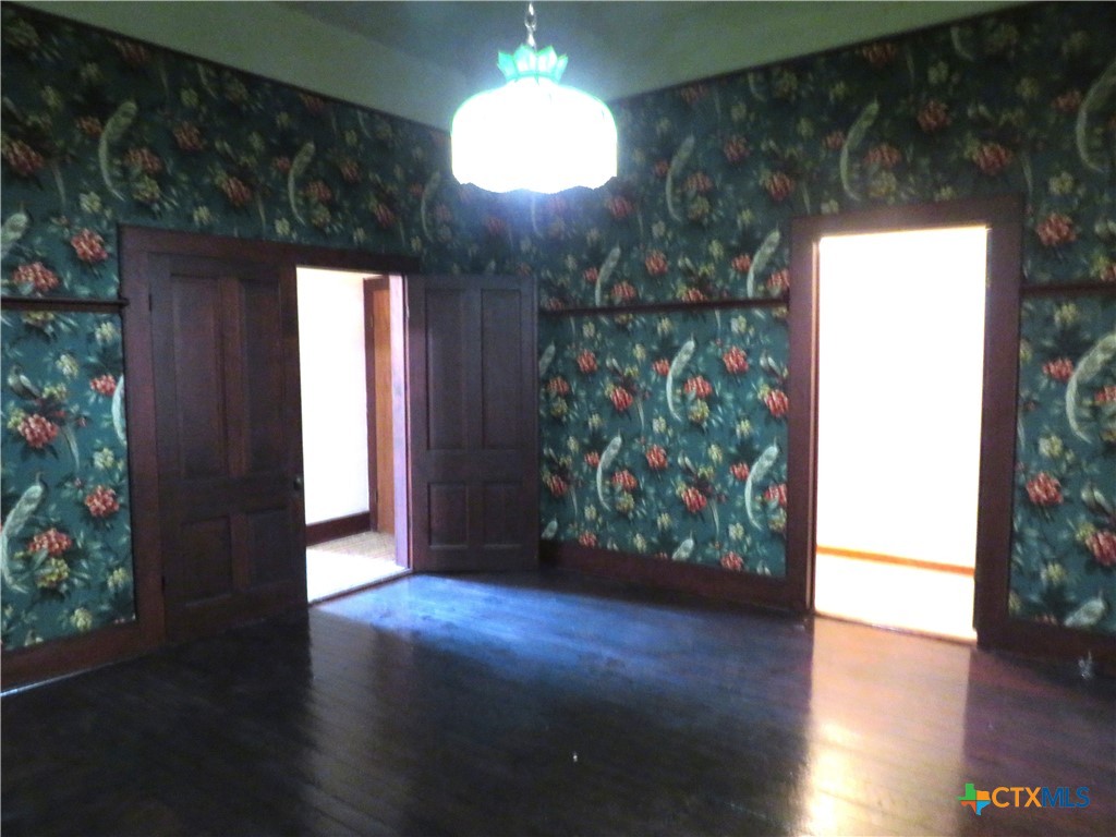 342 W Oak Street Property Photo 26