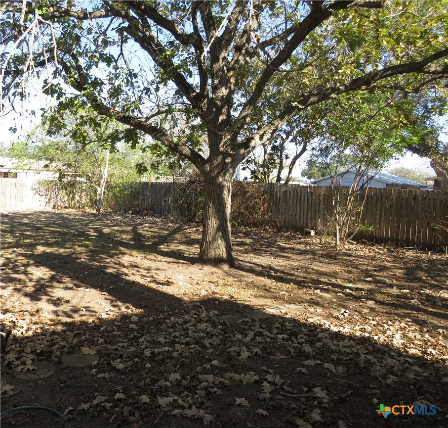 342 W Oak Street Property Photo 35