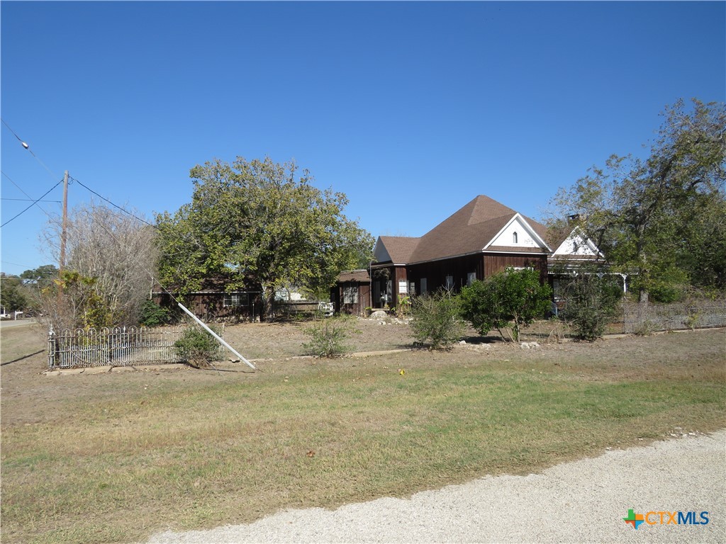 342 W Oak Street Property Photo 43