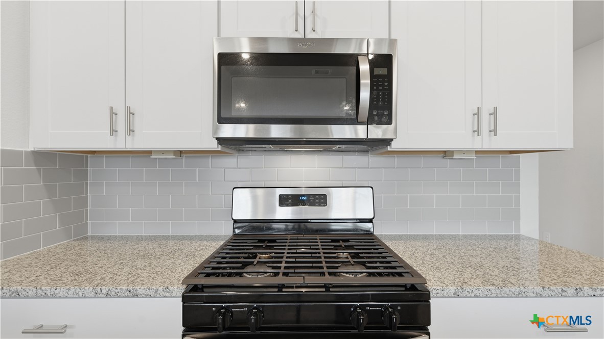 1708 Violeteared Way Property Photo 7