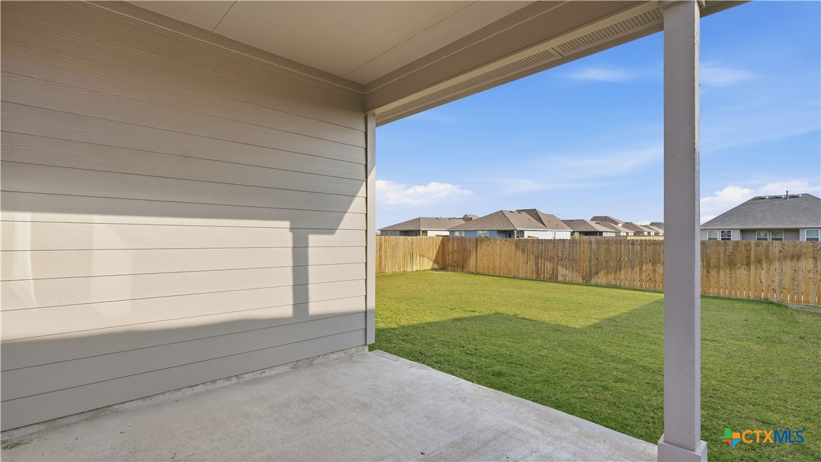 1708 Violeteared Way Property Photo 20