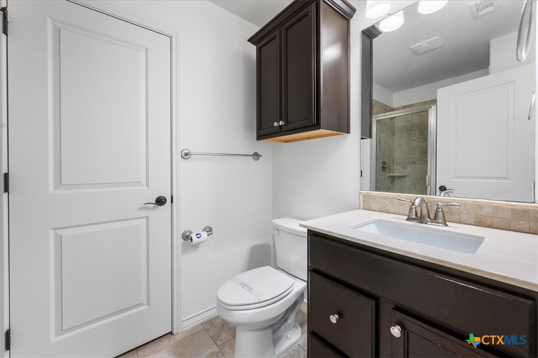 1009 Highknoll Lane Property Photo 34