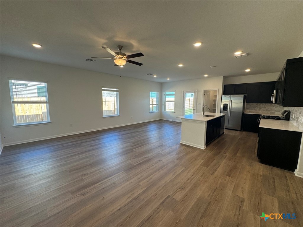 3725 Pin Oak Hills Property Photo 4