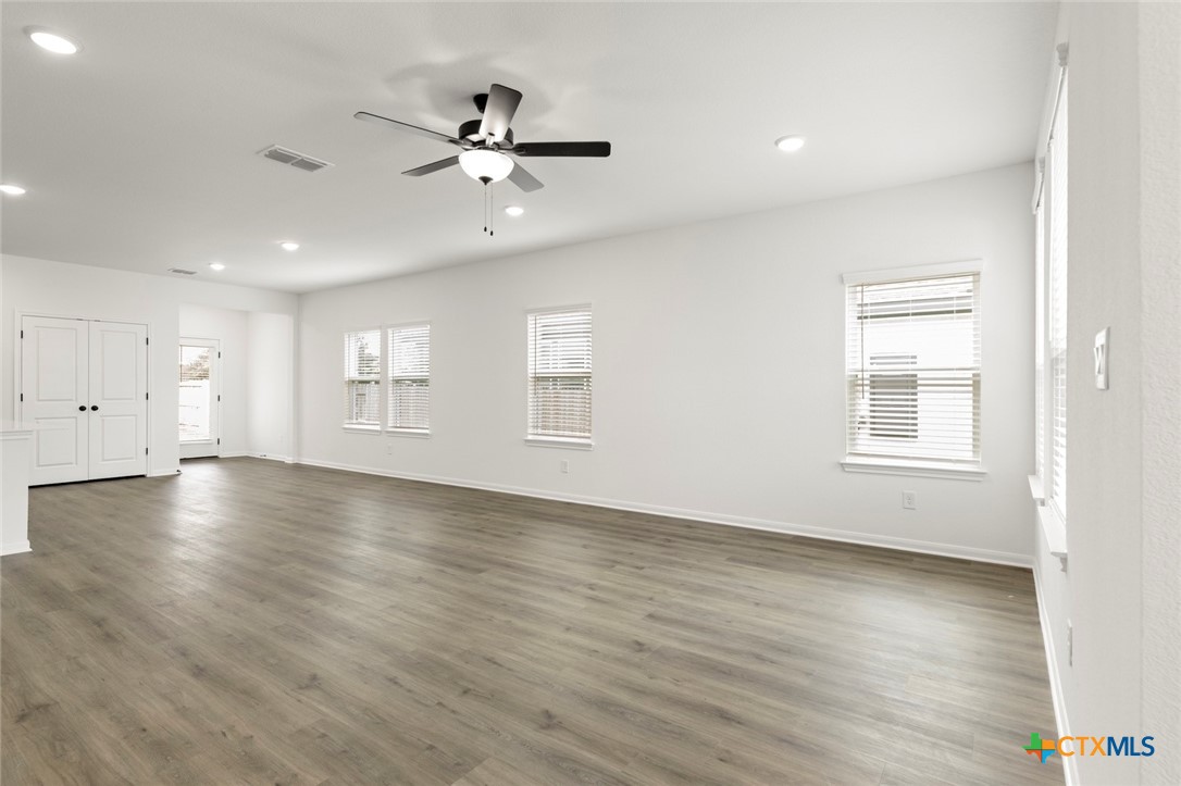 3717 Pin Oak Hills Property Photo 7