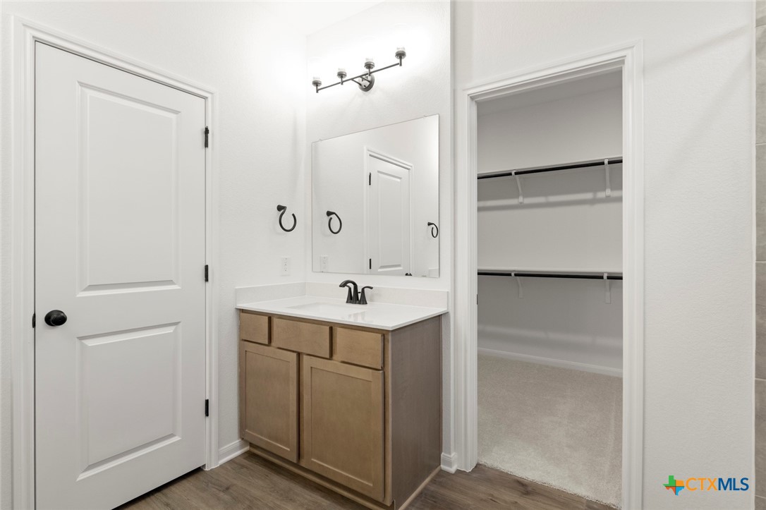 3717 Pin Oak Hills Property Photo 15