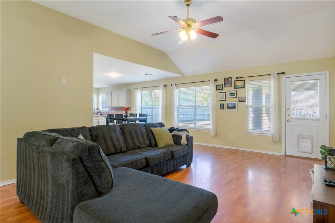 4909 Fawn Drive Property Photo 6