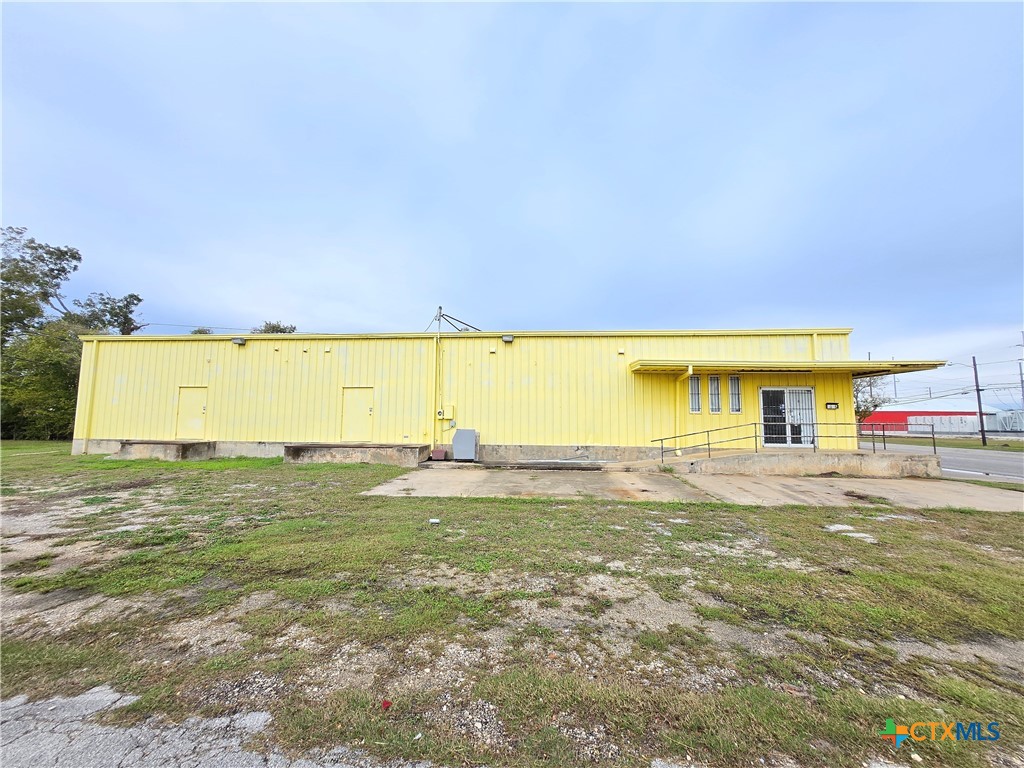 1616 Avenue F Property Photo 5
