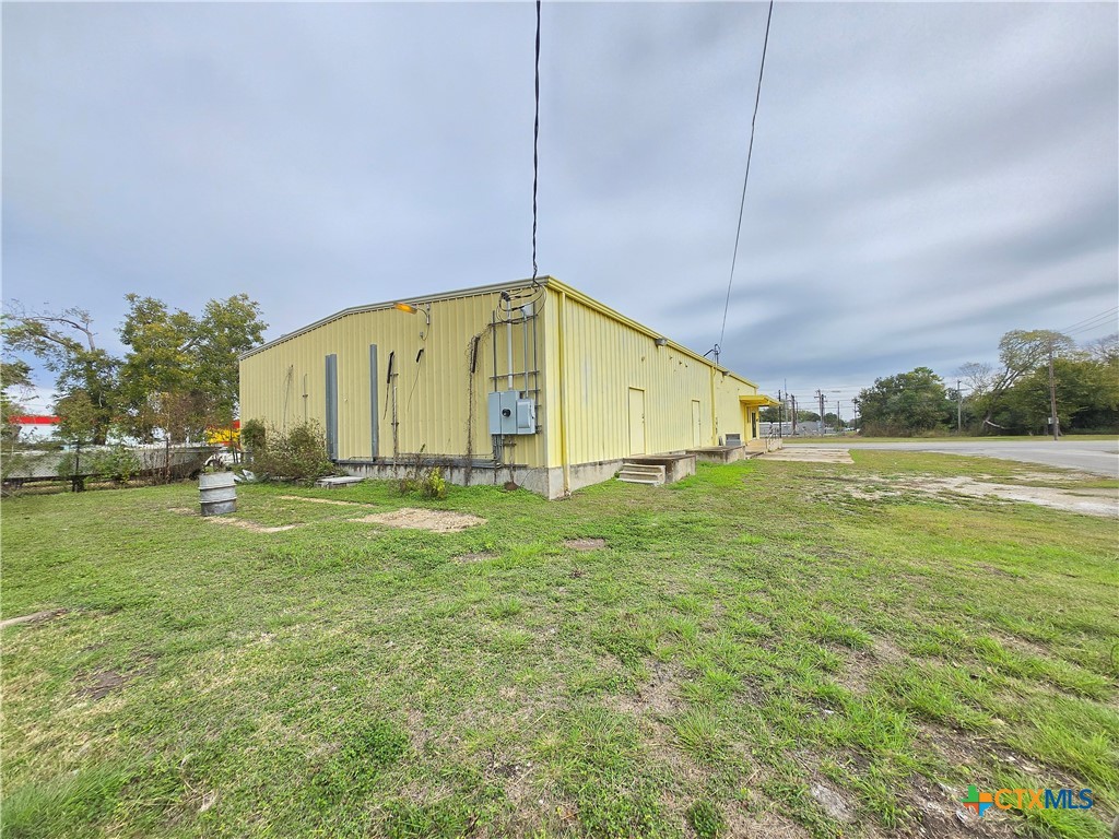 1616 Avenue F Property Photo 8