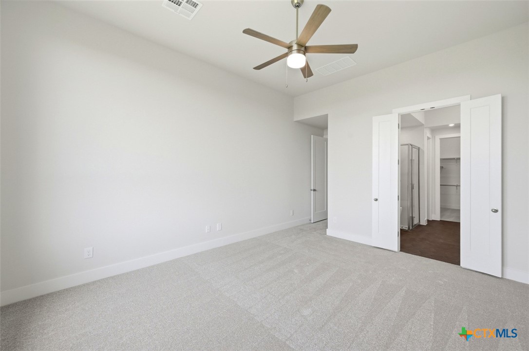 255 White Oak Property Photo 10