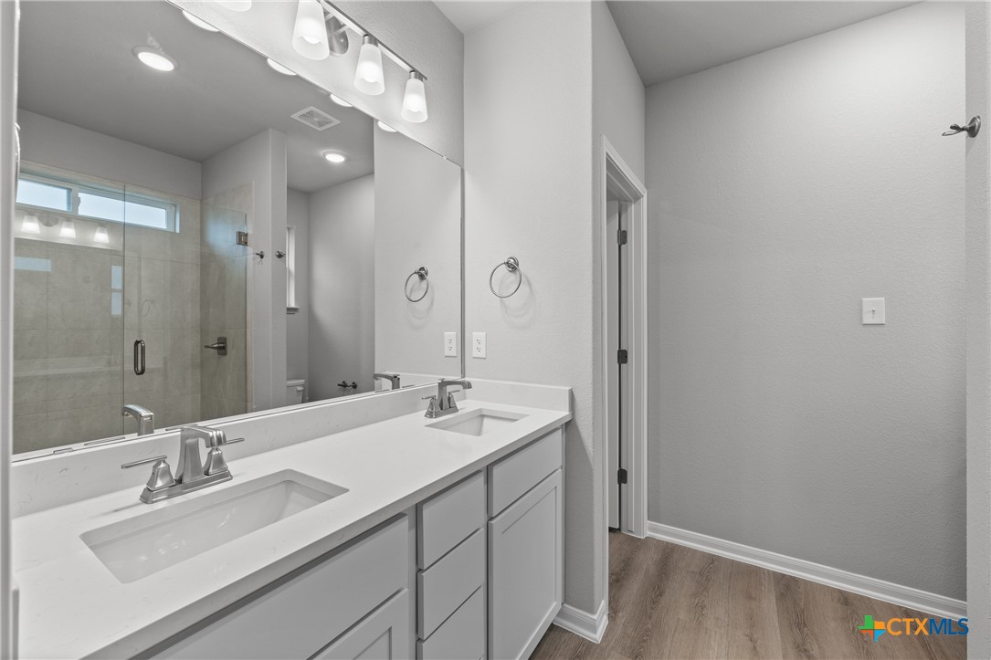 622 Seven Springs Drive Property Photo 43