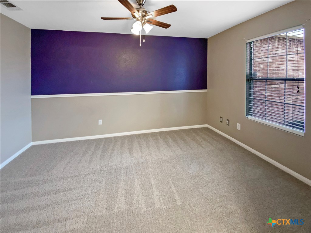 5202 Oster Drive Property Photo 7