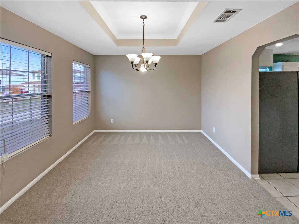 5202 Oster Drive Property Photo 8