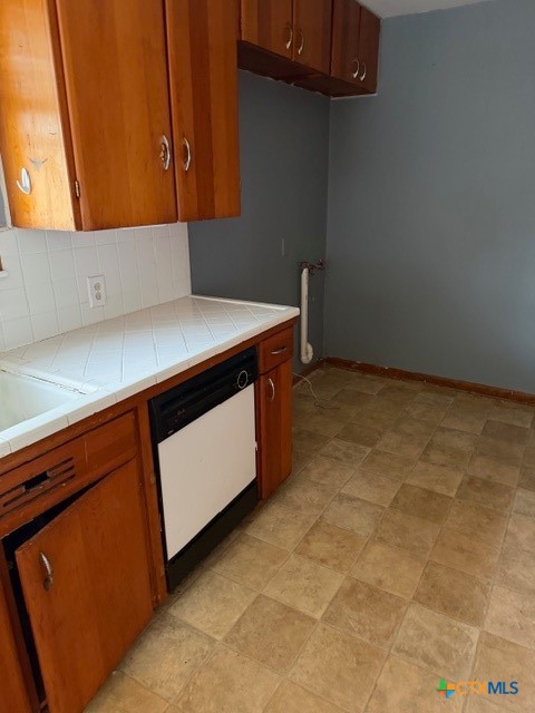 203 Houston Street Property Photo 4