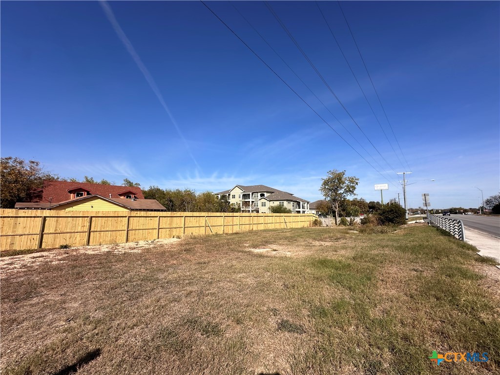 295 S West End Avenue Property Photo 1