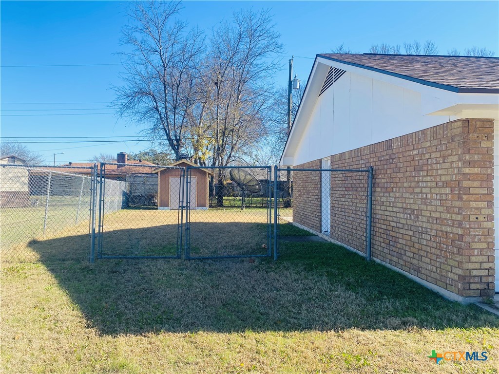 2104 Beta Circle Property Photo 16