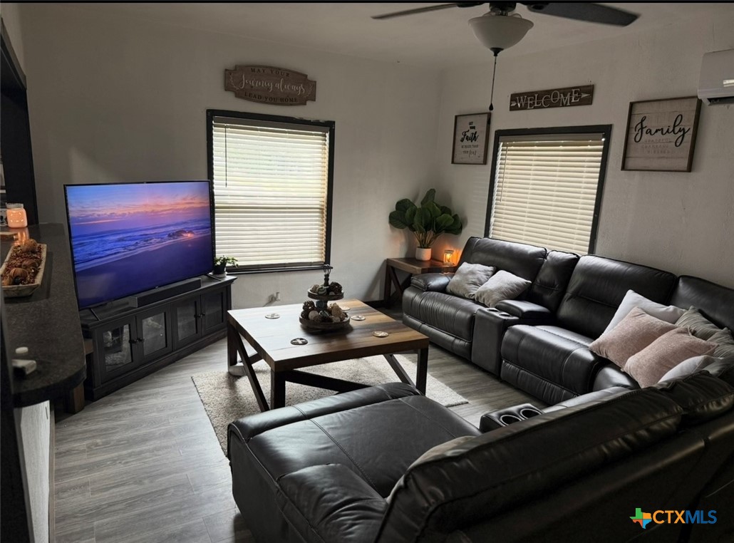 202 Clark Street Property Photo 4