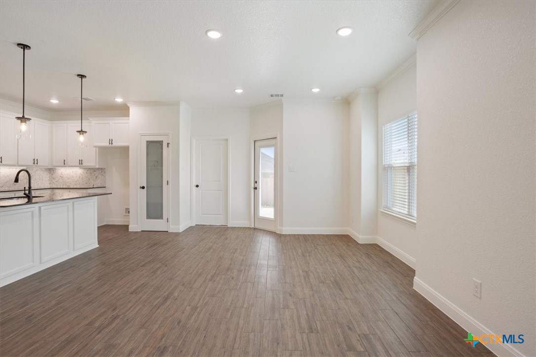 1858 Horatio Street Property Photo 8