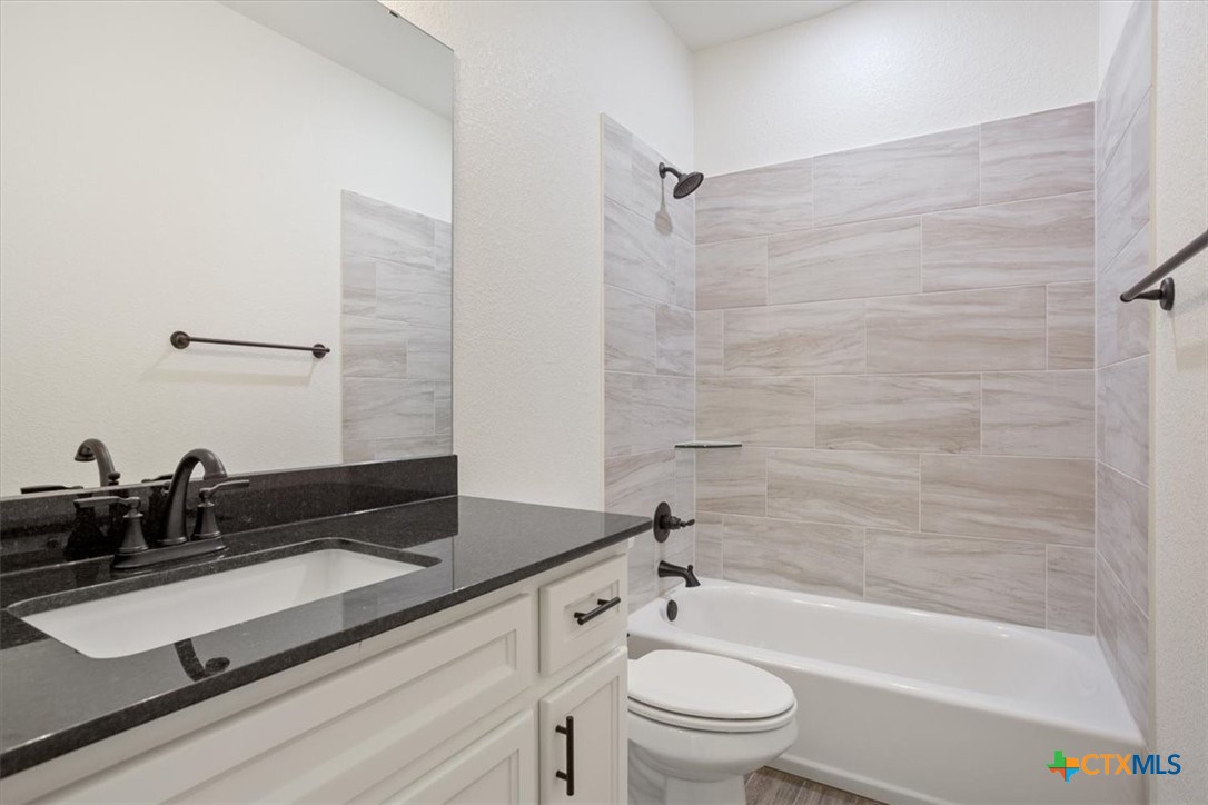 1858 Horatio Street Property Photo 17