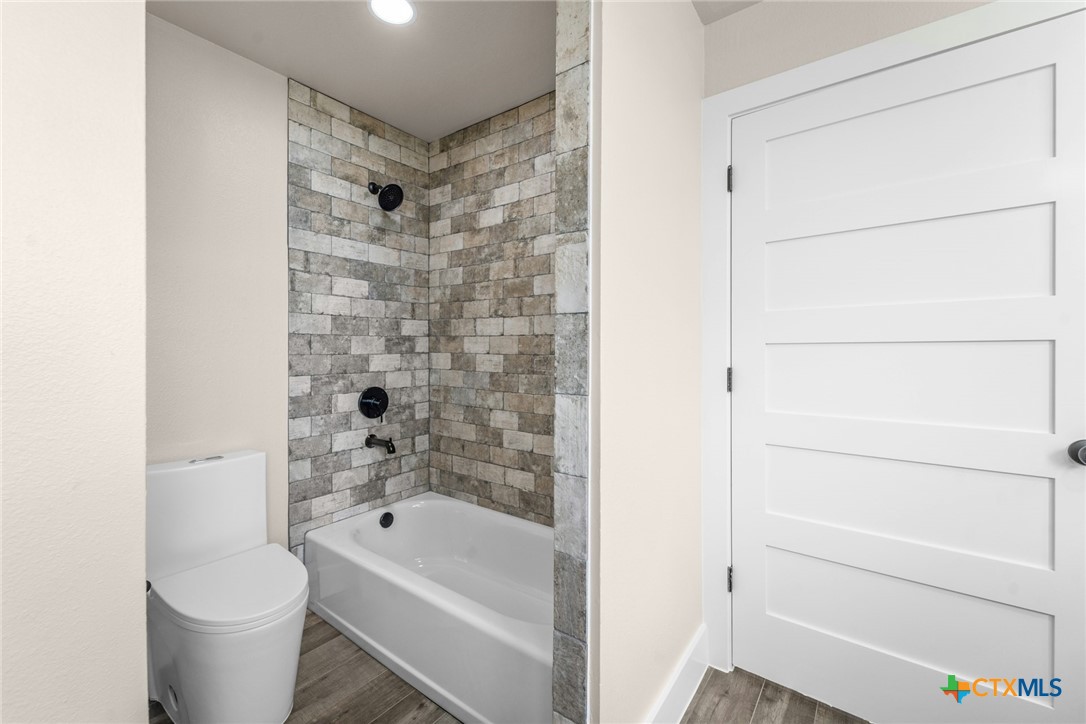 1244 Hadley Lane Property Photo 14