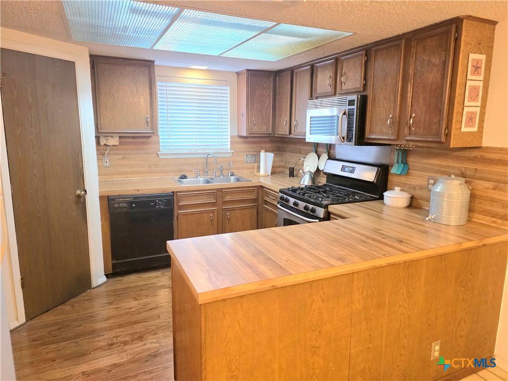 1611 E Messick Loop Property Photo 5