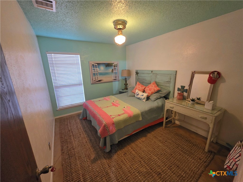 1611 E Messick Loop Property Photo 11