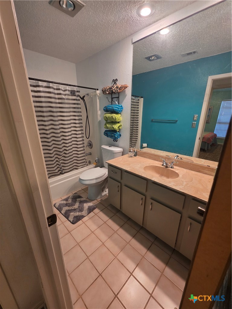 1611 E Messick Loop Property Photo 12