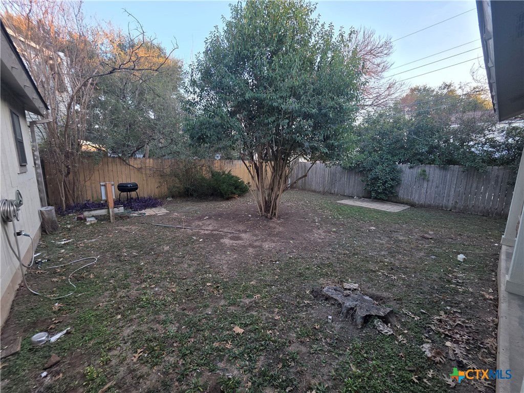 1611 E Messick Loop Property Photo 15