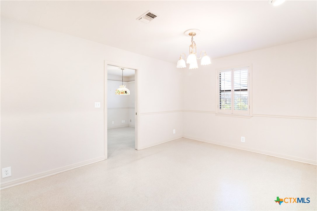 603 Suzanne Street Property Photo 11