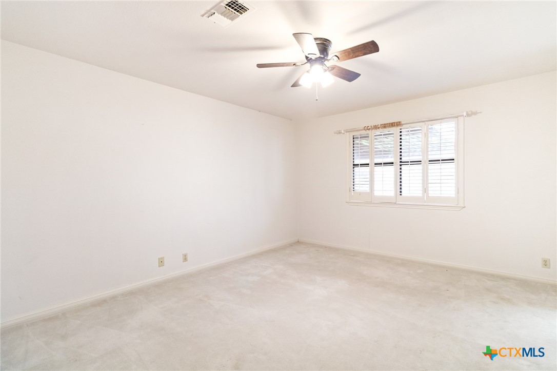 603 Suzanne Street Property Photo 20