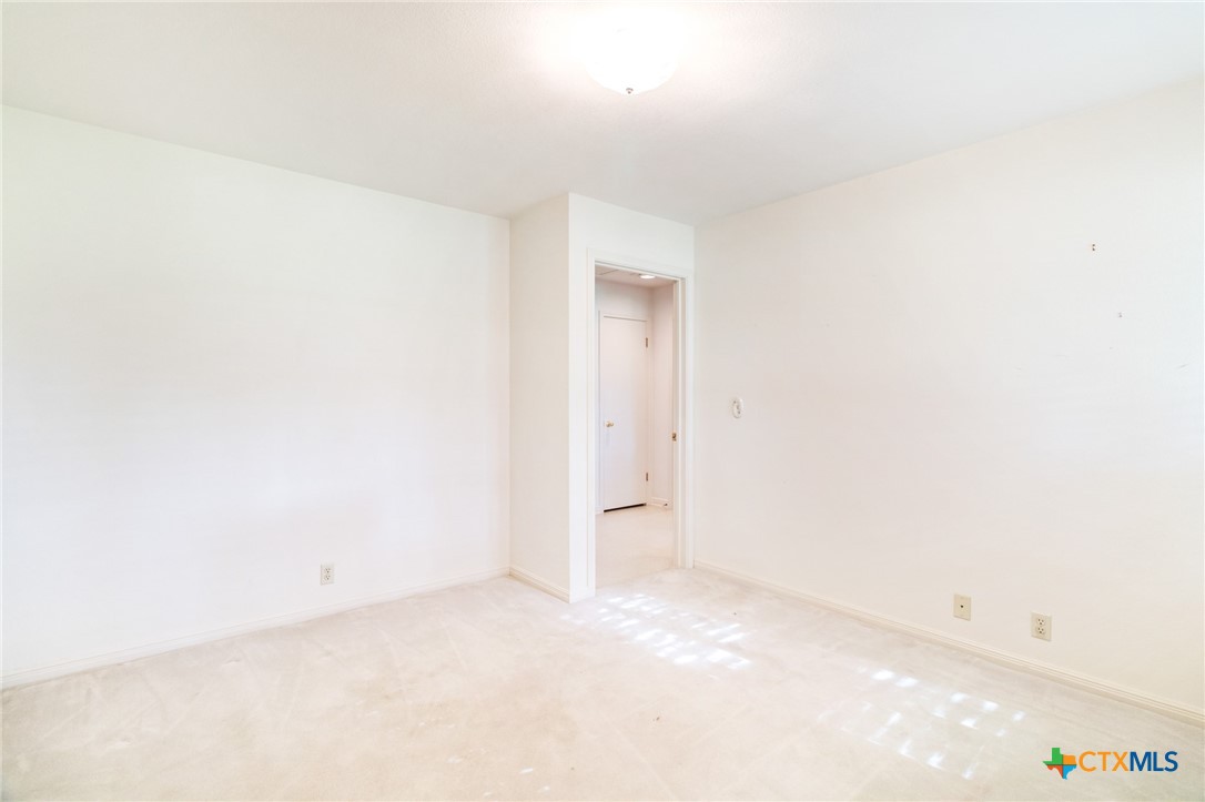 603 Suzanne Street Property Photo 31