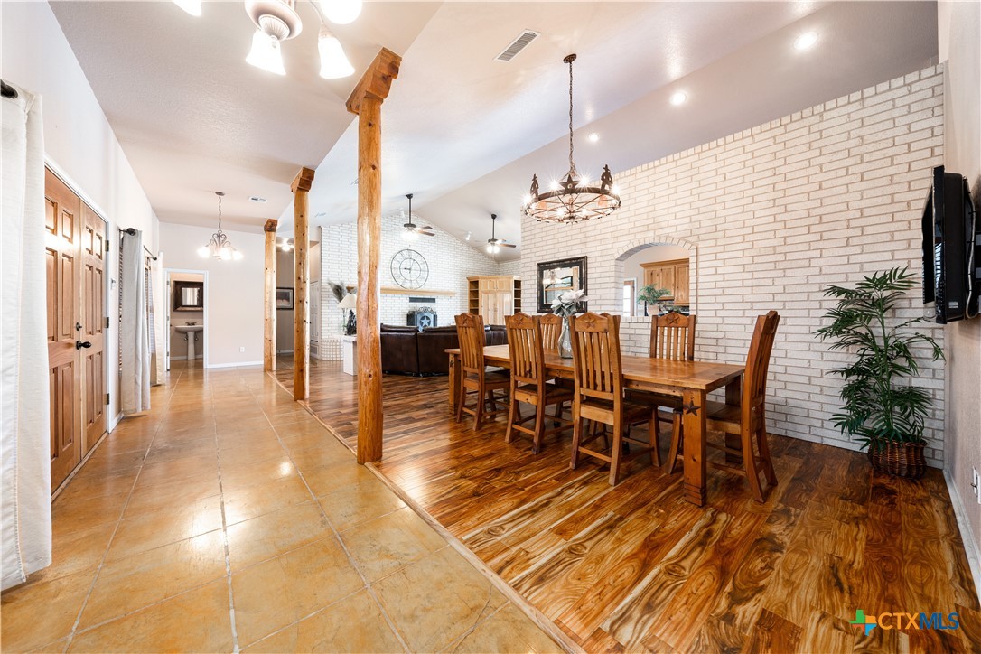 11705 Fm 439 Property Photo 10