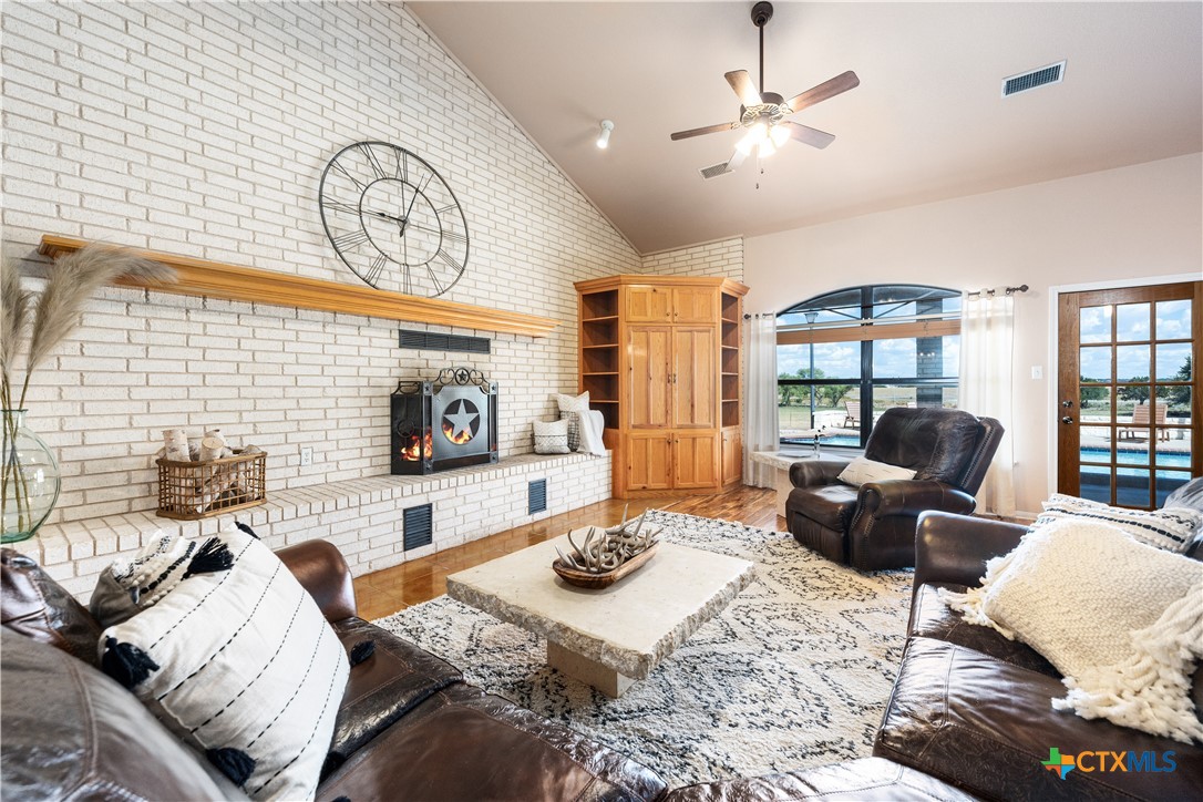 11705 Fm 439 Property Photo 12