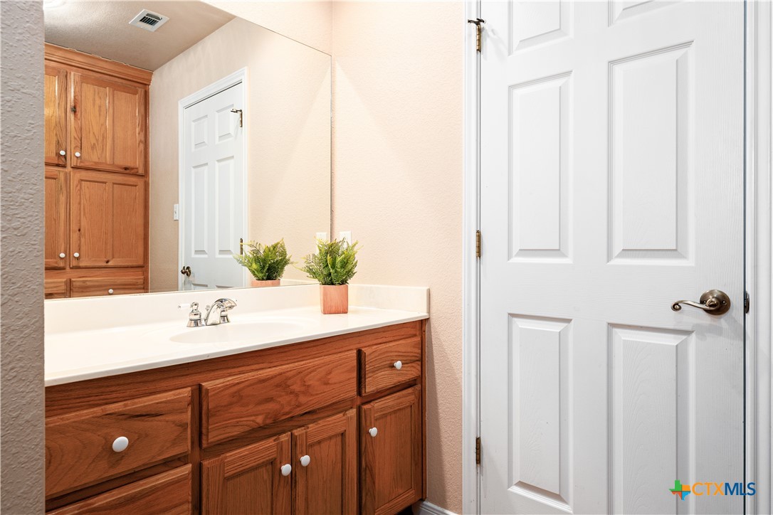 11705 Fm 439 Property Photo 25