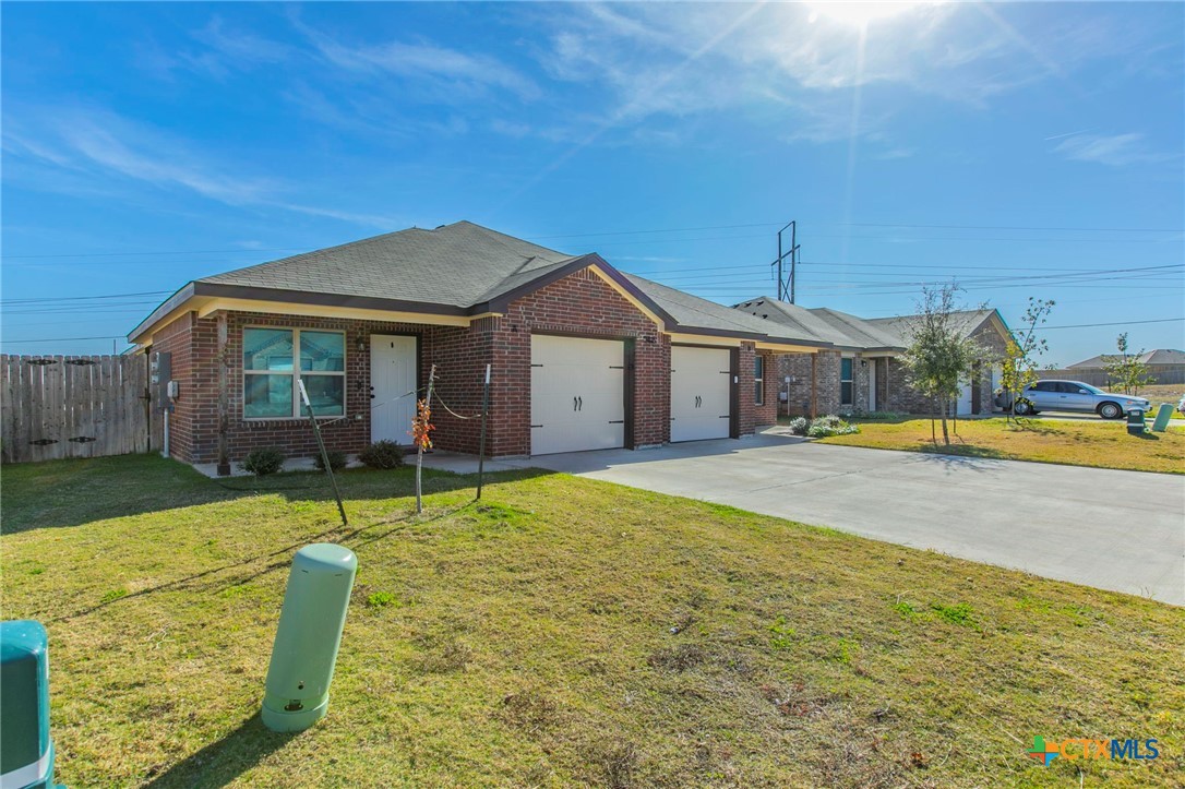 2416 Alterman Drive Property Photo 3