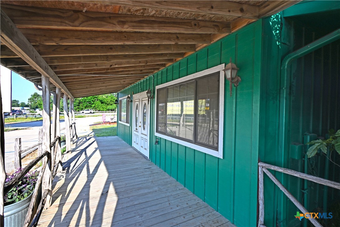1642 Fm 2673 10 Property Photo 4