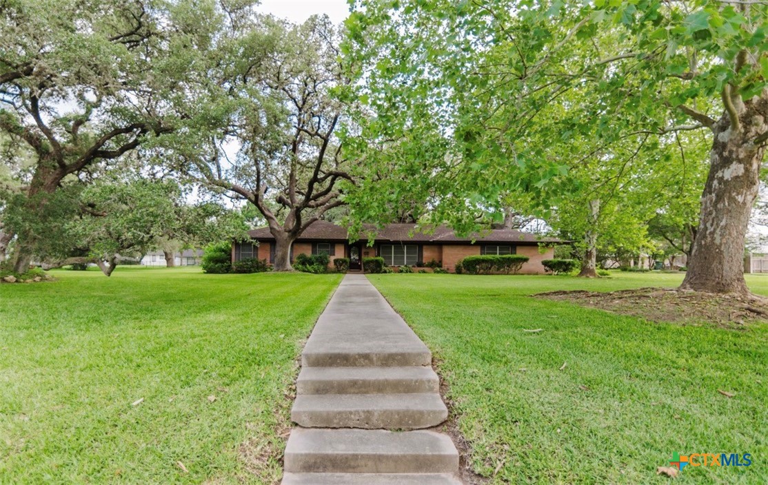 1209 Moss Lane Property Photo 1