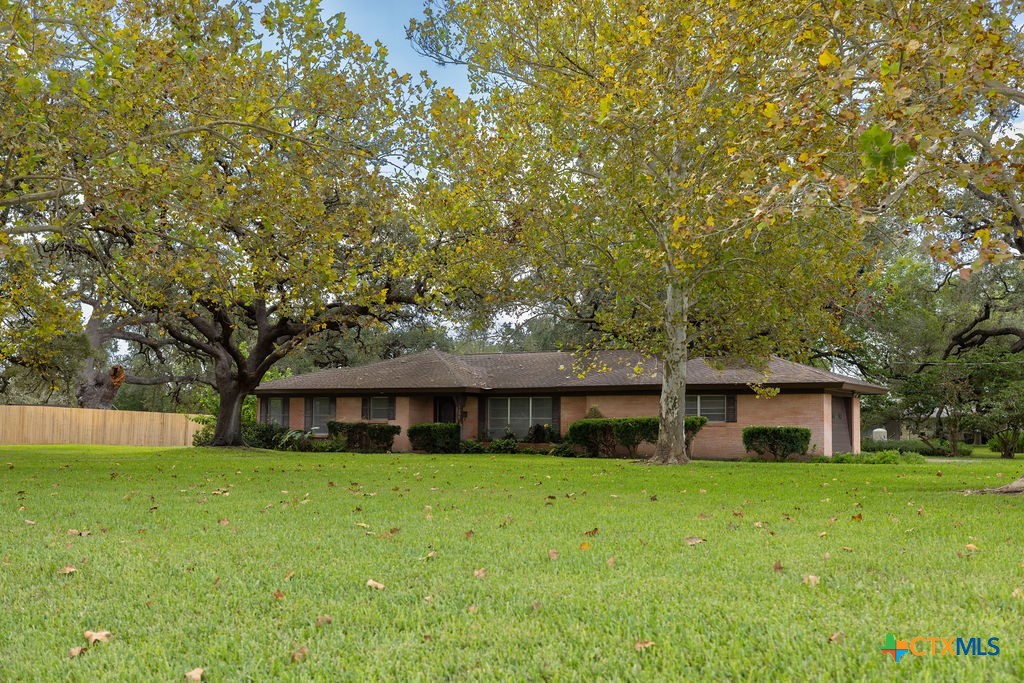 1209 Moss Lane Property Photo 2