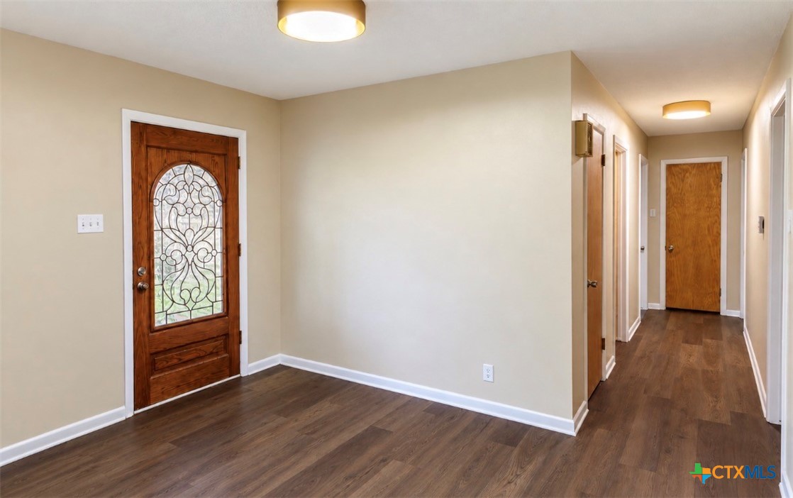 1209 Moss Lane Property Photo 9