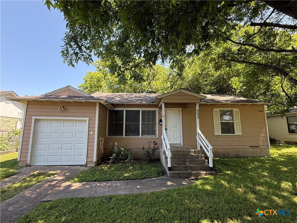 503 E Dean Avenue Property Photo 1