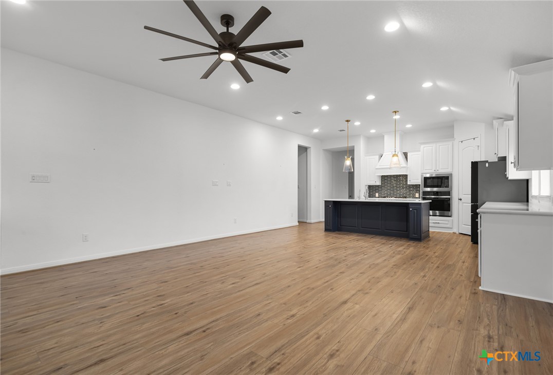 2900 Flaxen Way Property Photo 11