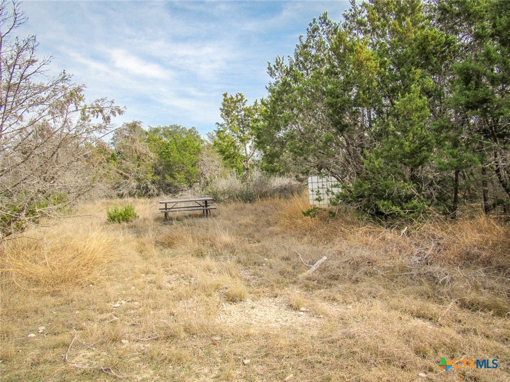 612 Private Road 4718 Property Photo 7
